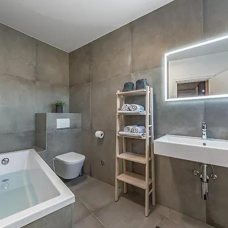San For 6 Persons In Medulin With Fitness And Only 2 Km From The With Sea View Liznjan