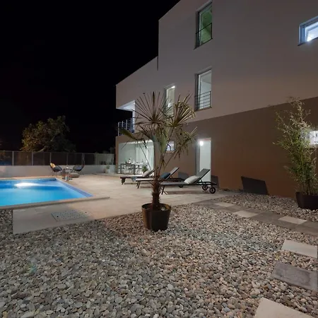Villa San For 6 Persons In Medulin With Fitness And Only 2 Km From The With Sea View