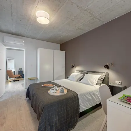 Villa San For 6 Persons In Medulin With Fitness And Only 2 Km From The With Sea View Ližnjan