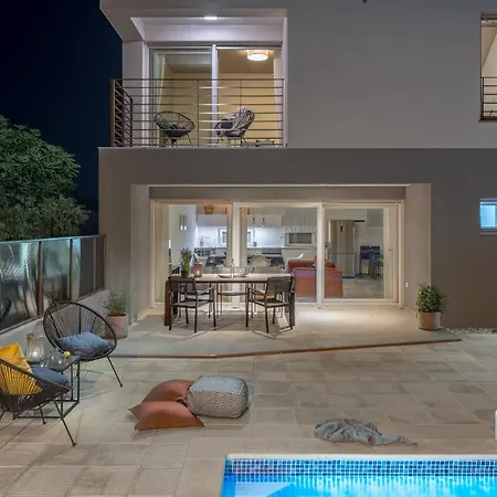 San For 6 Persons In Medulin With Fitness And Only 2 Km From The With Sea View Villa