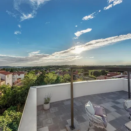 San For 6 Persons In Medulin With Fitness And Only 2 Km From The With Sea View * Ližnjan